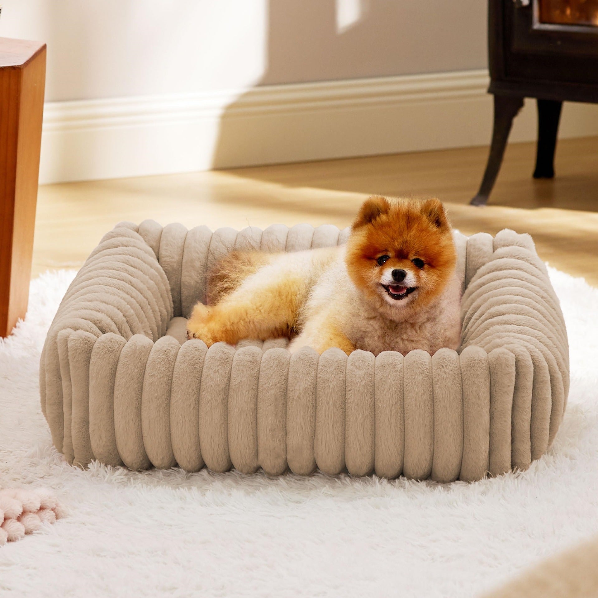 All-Season Plush Dog House Bed – Warm Cathouse Cushion (2 Sizes)