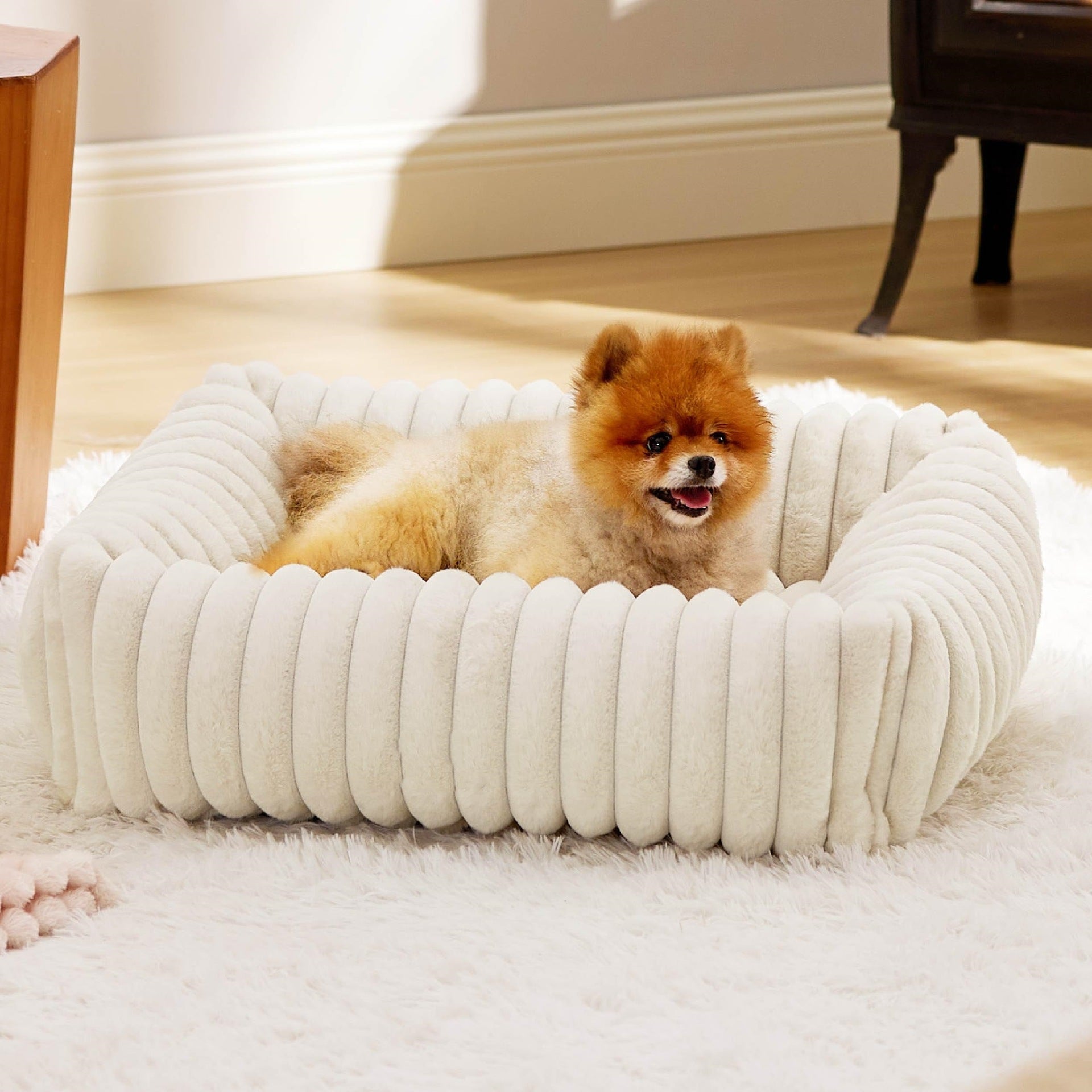All-Season Plush Dog House Bed – Warm Cathouse Cushion (2 Sizes)